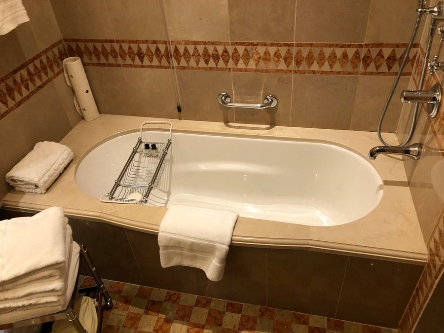 The St Regis Florence — Bathroom