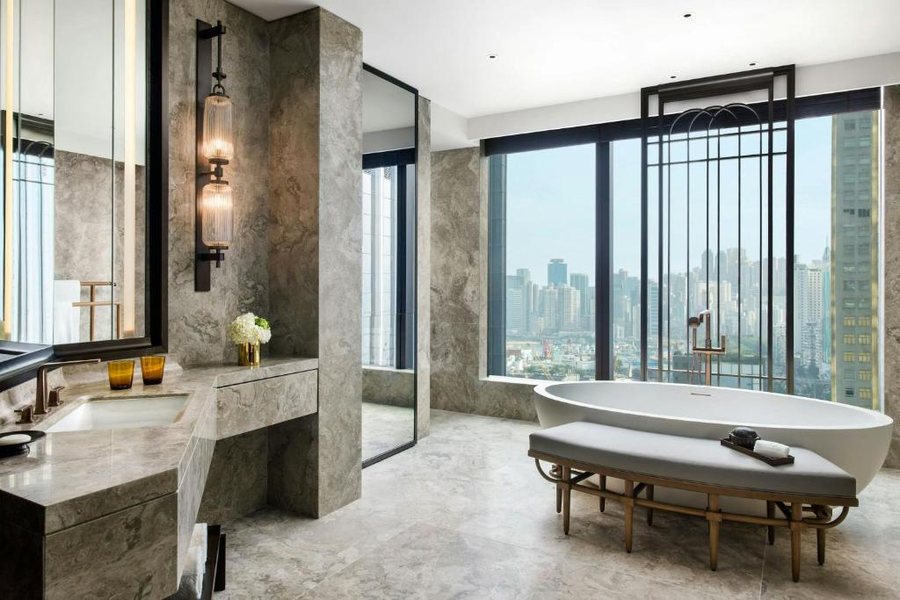 The St Regis Hong Kong — Bathroom
