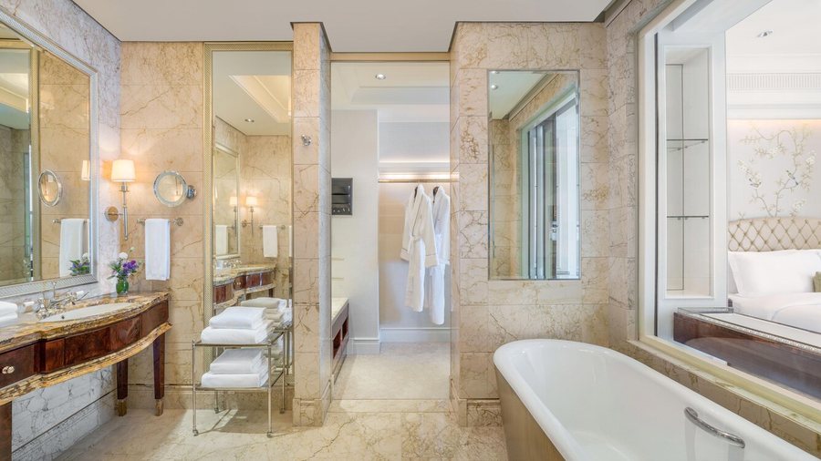 The St Regis Singapore — Bathroom