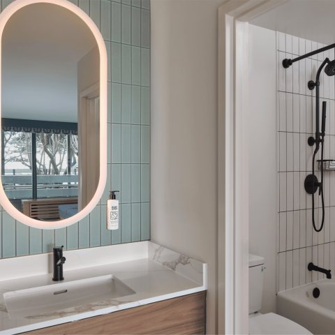 The Stevenson Monterey — Bathroom