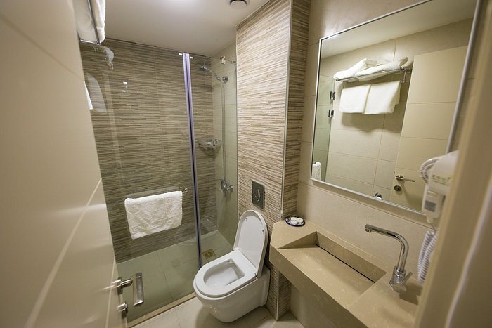 The Sunrise Hotel Istanbul — Bathroom