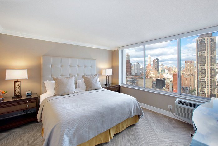 The Sutton Residence New York City New York — Guest room