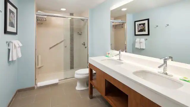 The Tennessean — Bathroom