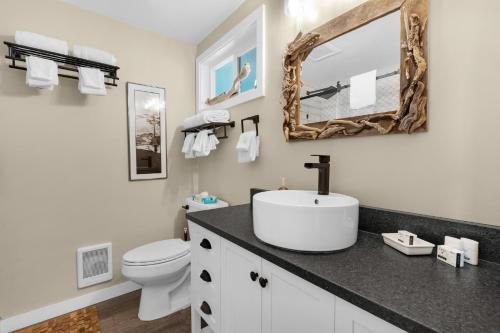 The Tides Inn — Bathroom