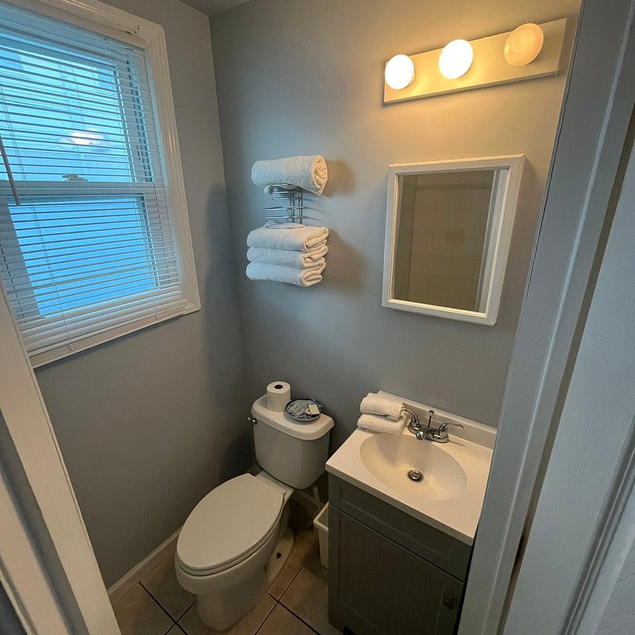 The Tower Cottage — Bathroom