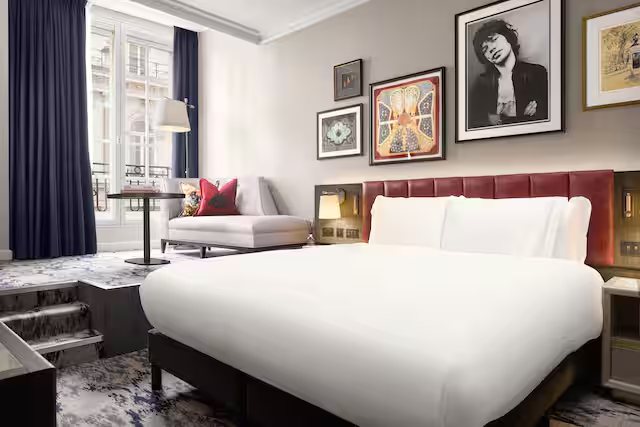 The Trafalgar St James — Guest room