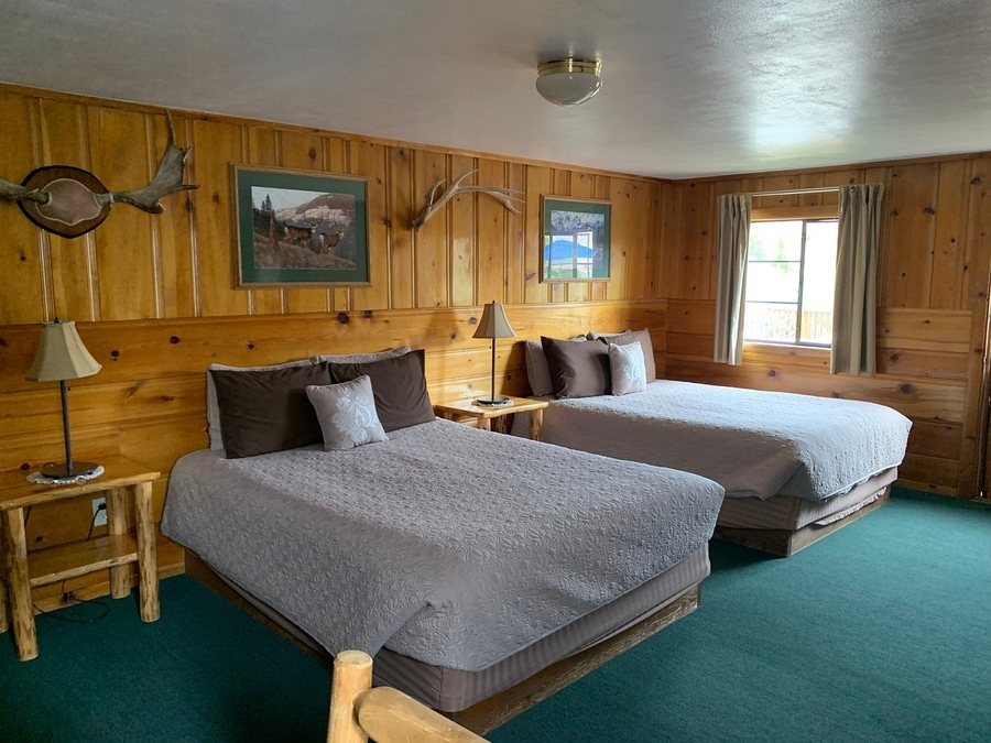 The Trail s End — Guest room