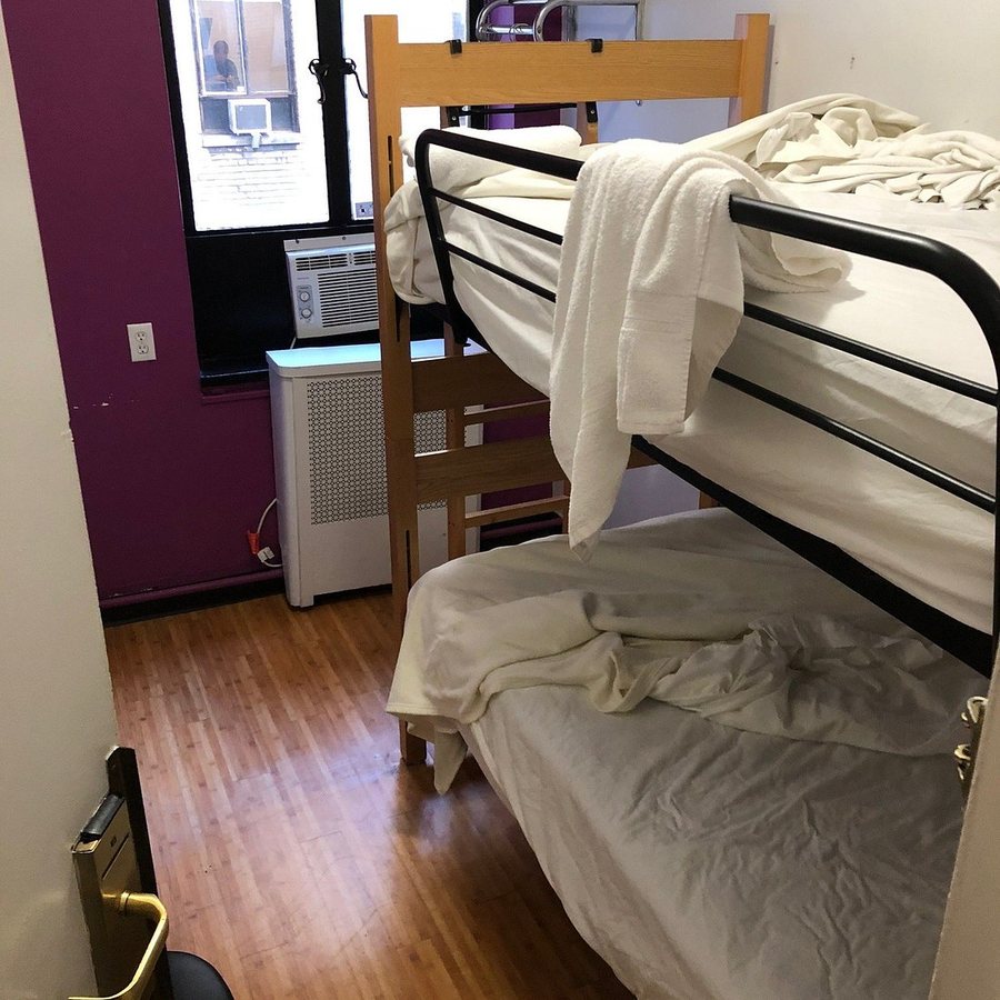 The Vanderbilt YMCA New York City New York — Guest room