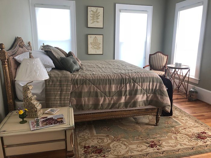 The Vermeer Bed and Breakfast — Guest room