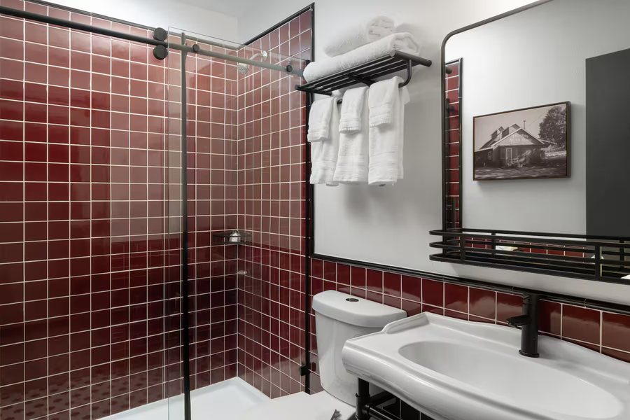 The Vermont Inn — Bathroom