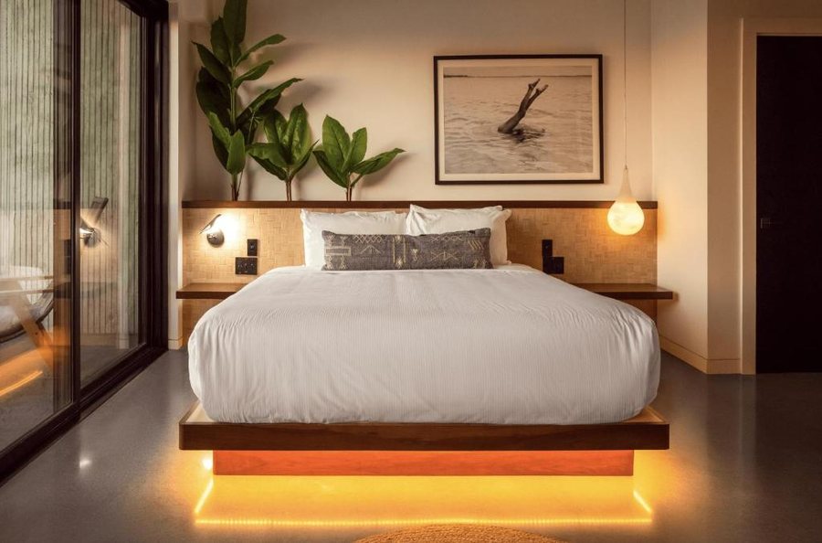 The Viewpoint Hotel — Guest room