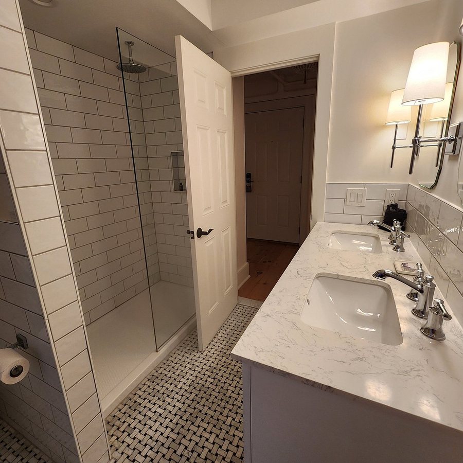 The Village Green at Stowe — Bathroom