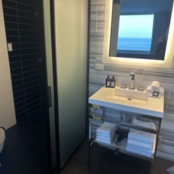 The Wade — Bathroom