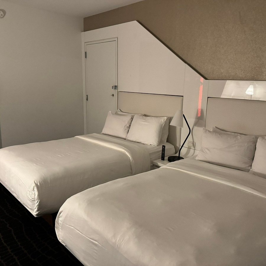 The Washington New York City New York — Guest room