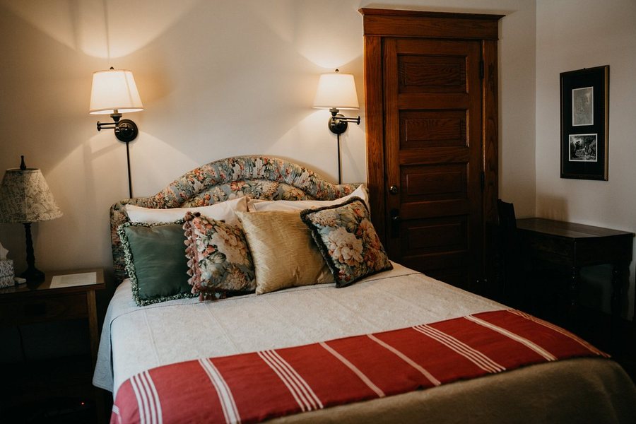 The Washington Street Inn Bed and Breakfast — Guest room