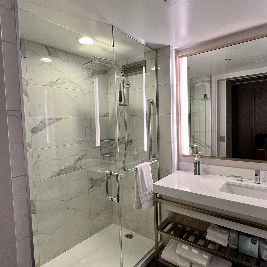 The West Townhouse — Bathroom
