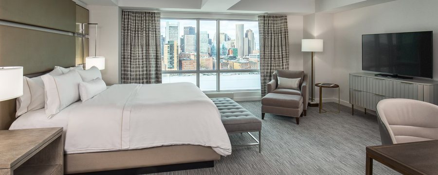 The Westin Boston Seaport District — Guest room