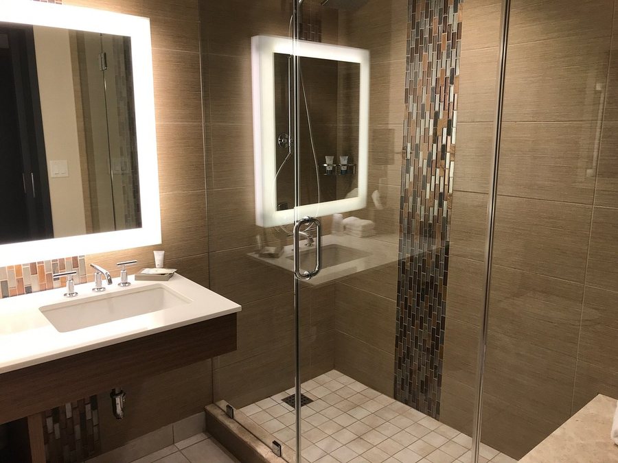 The Westin Buffalo — Bathroom