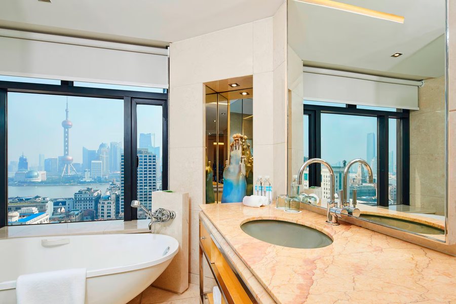 The Westin Bund Center Shanghai — Bathroom