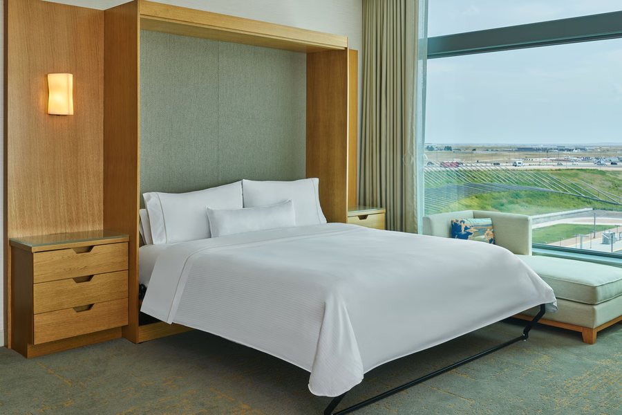 The Westin Denver International Airport — Guest room