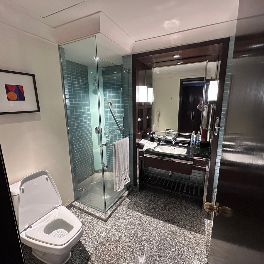 The Westin Grande Sukhumvit Bangkok — Bathroom