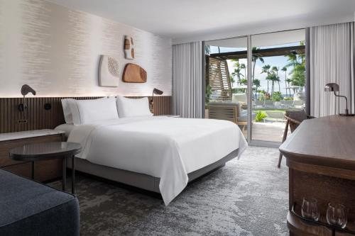 The Westin Maui Resort Spa Ka anapali Lahaina Maui Hawaii — Guest room