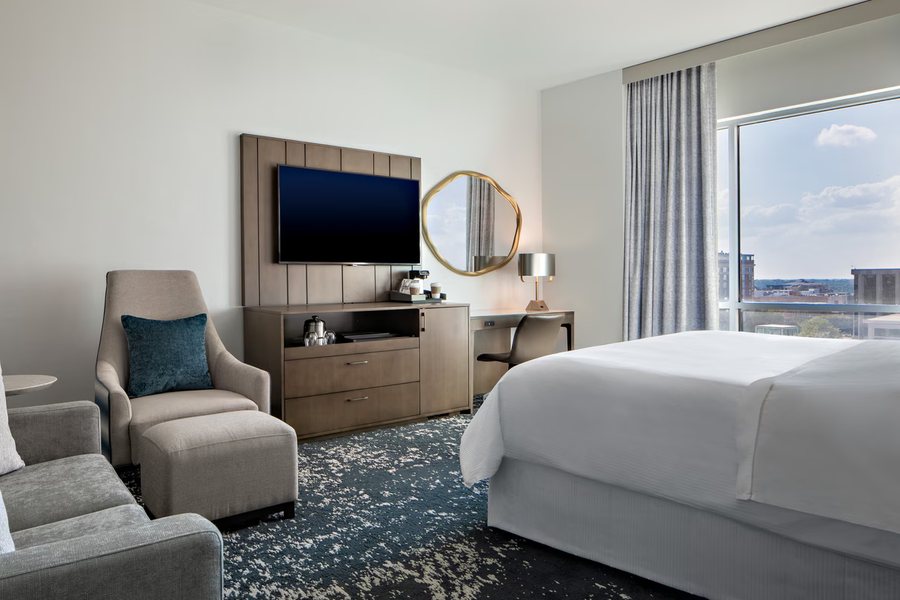 The Westin Memphis Beale Street — Guest room