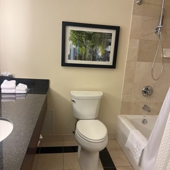 The Westin Michigan Avenue Chicago Chicago Illinois — Bathroom