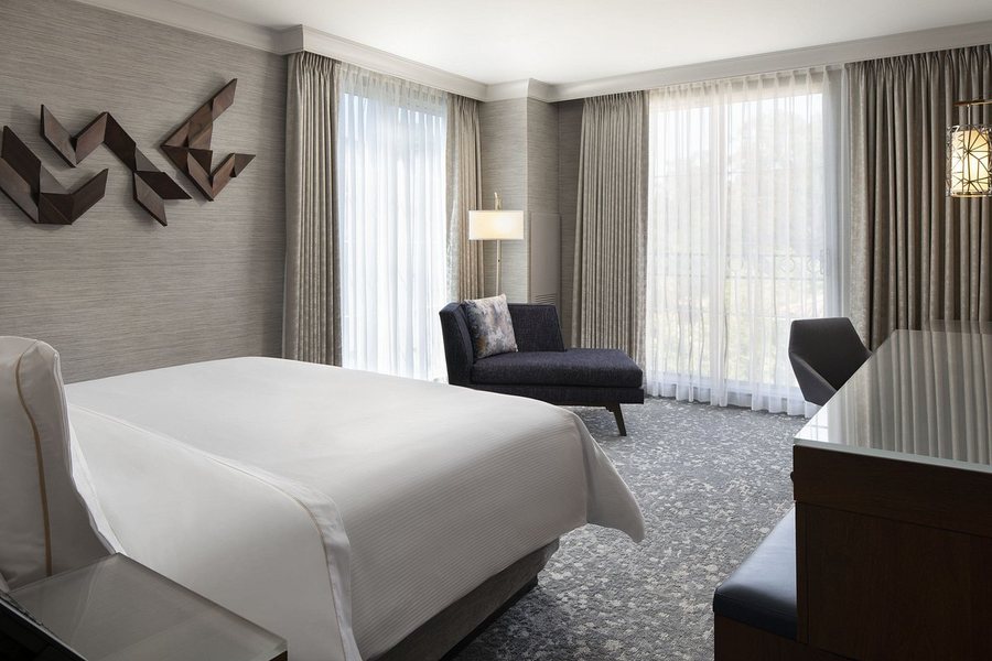 The Westin Palo Alto — Guest room