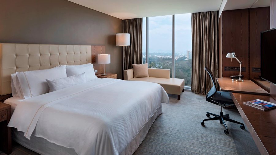 The Westin Santa Fe Mexico City — Guest room