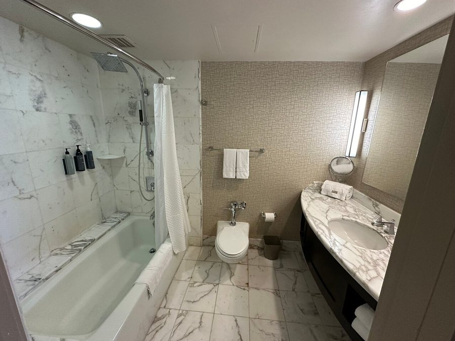 The Westin St Francis San Francisco on Union Square — Bathroom