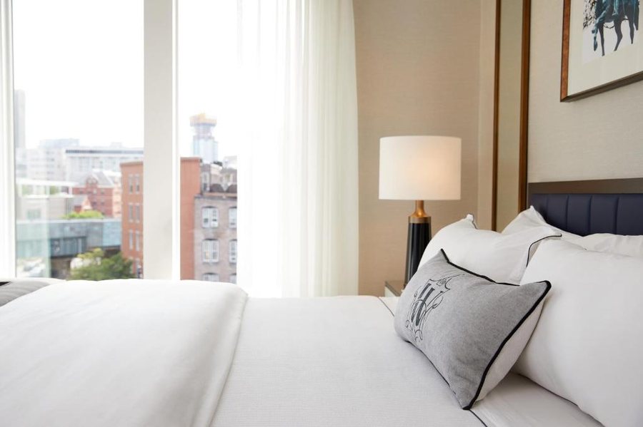 The Whitney Hotel Boston — Guest room