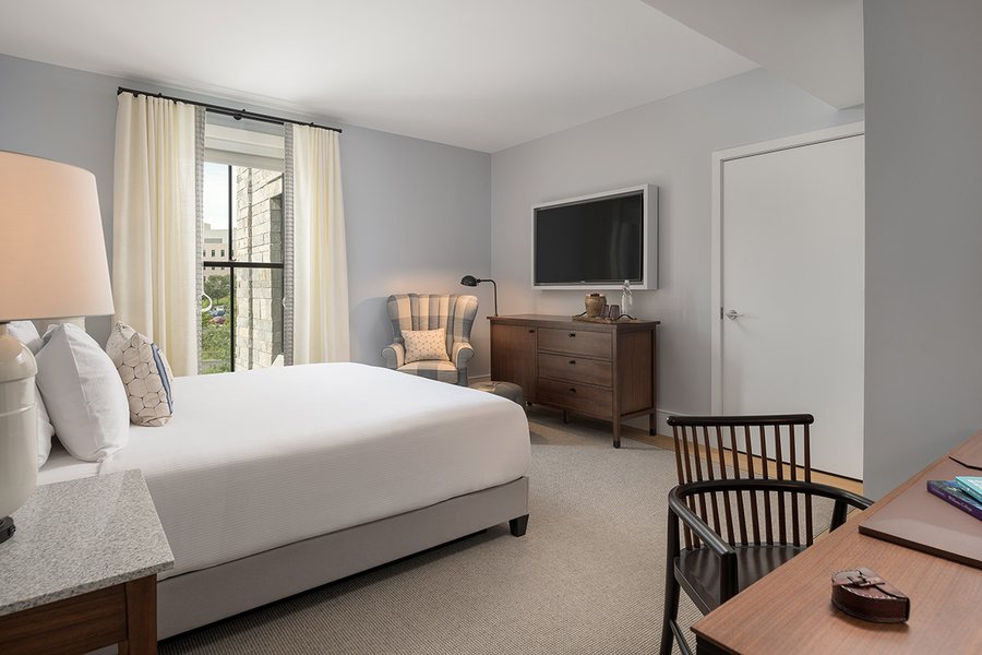 The Williams Inn — Guest room