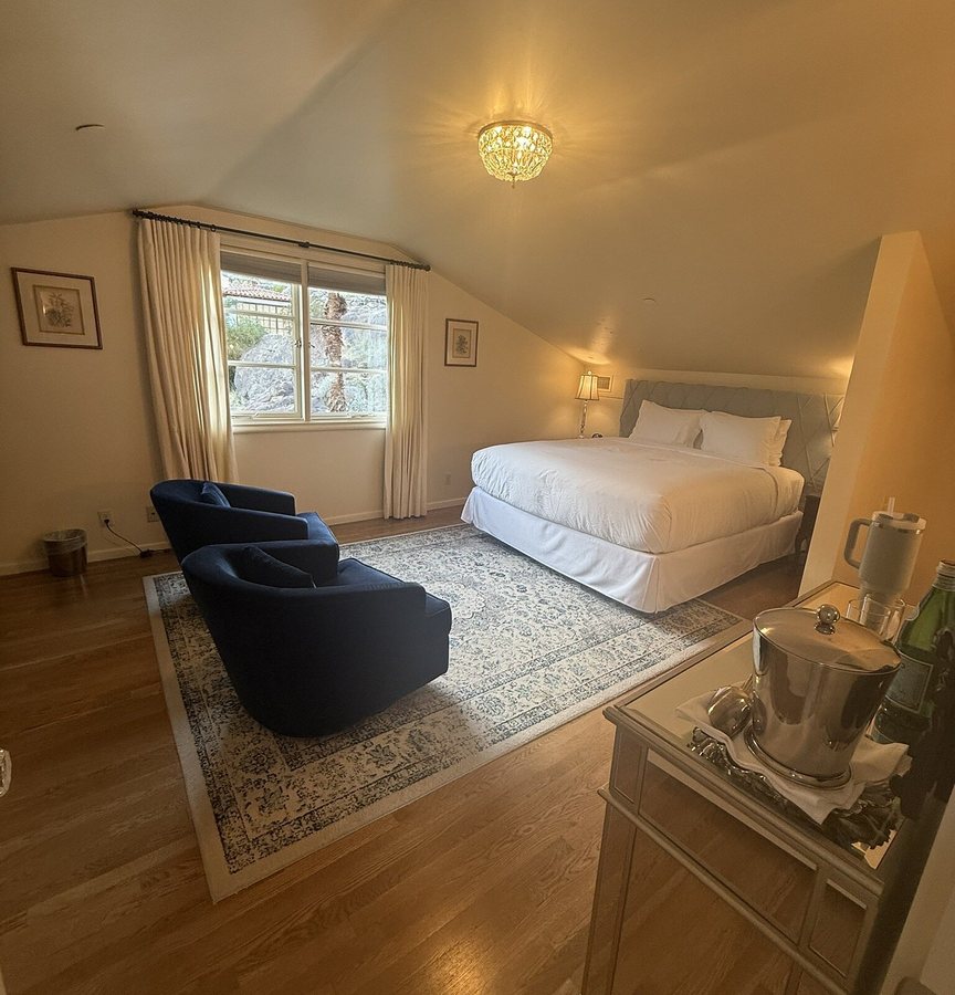 The Willows Historic Inn — Guest room