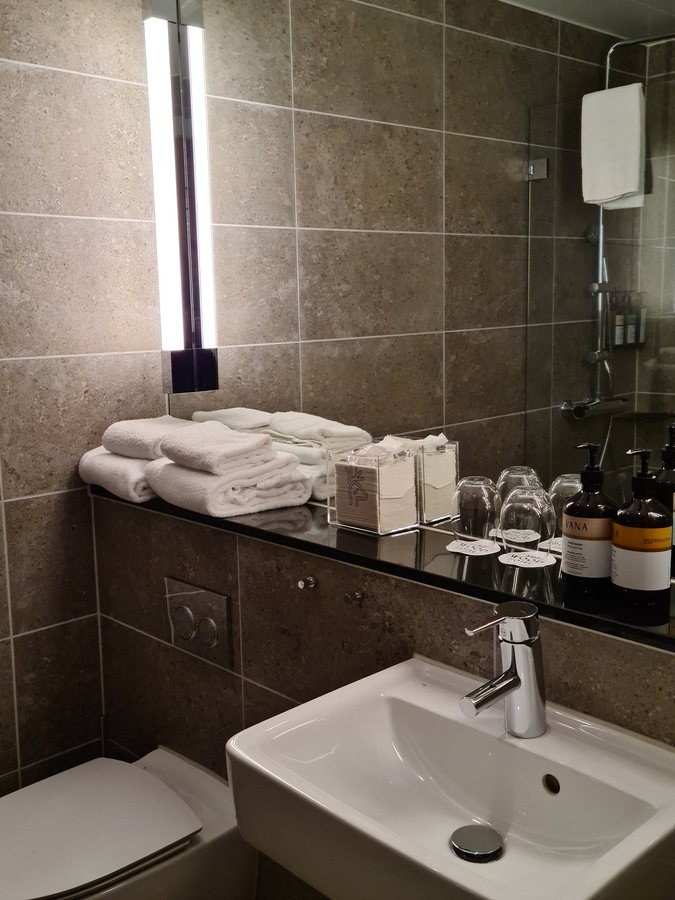 The Wood Hotel by Elite — Bathroom
