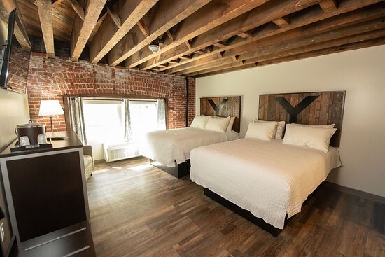 The Y On Broadway — Guest room