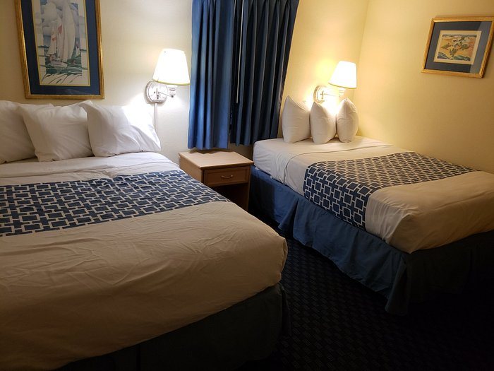 The Yachtsman Resort — Guest room