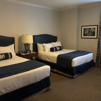 The Yale Club New York City New York — Guest room