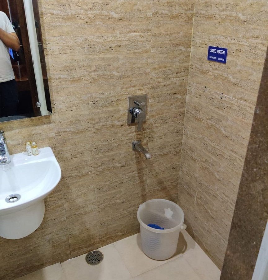 The Yuvraj By LIVIQ — Bathroom