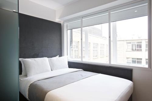 The Z Hotel Leicester Square — Guest room