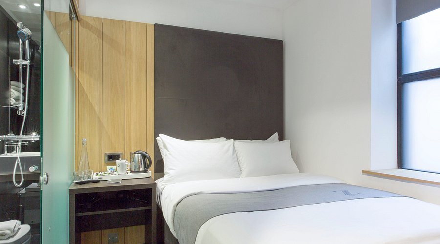 The Z Hotel Piccadilly — Guest room