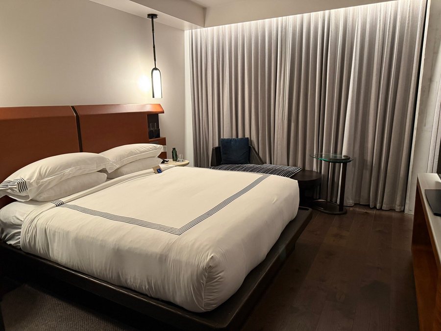 Thompson Denver By Hyatt — Guest room