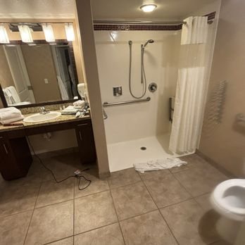 Thousand Trails Las Vegas Las Vegas Nevada — Bathroom