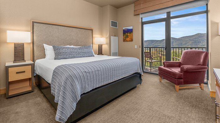 Thunder Mountain Inn — Guest room