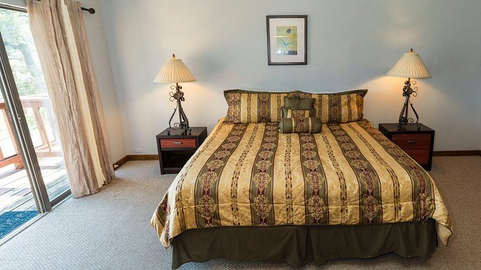 Tiara del Sol Condo Resort — Guest room