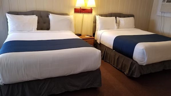 Tides Inn — Guest room