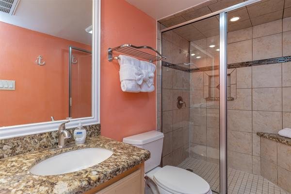 Tiki Vacation Condominiums — Bathroom