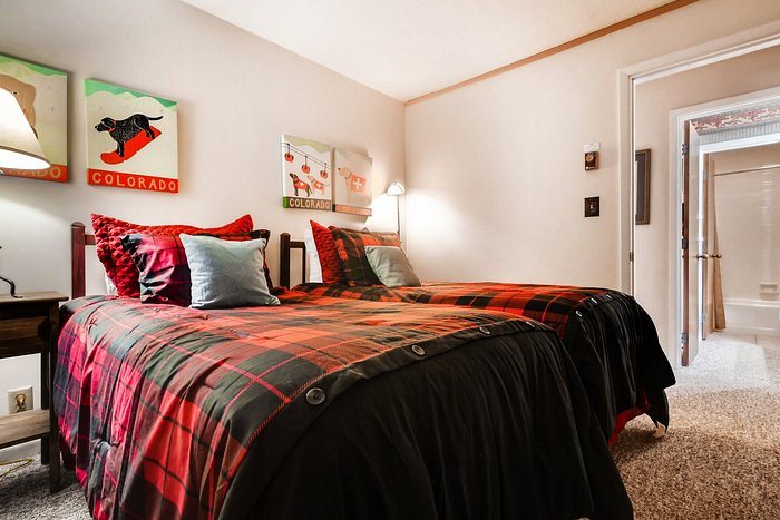 Timber Run Condominiums — Guest room