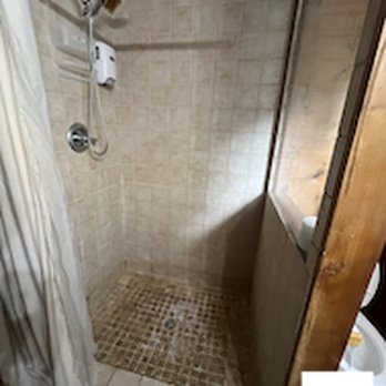 Timberfell Lodge — Bathroom