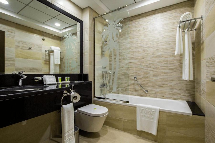 Time Onyx Hotel Apartments — Bathroom